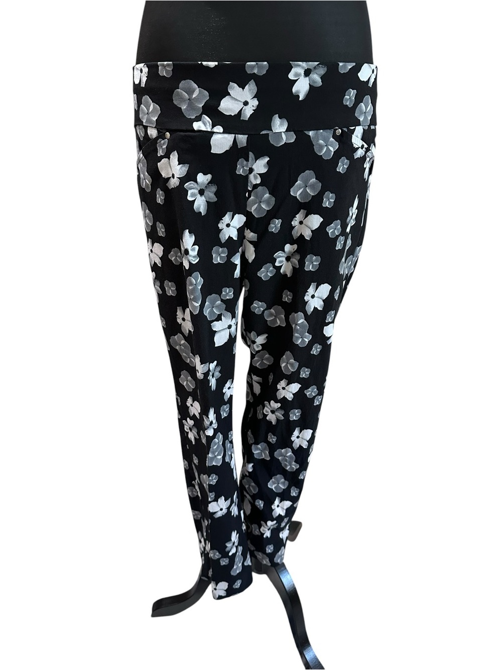 Jules & Leopold Black and White Floral Pants - Picture 2 of 7